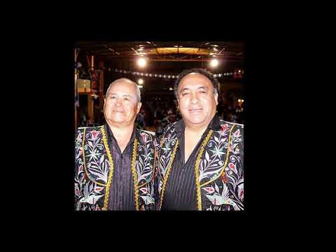 ESTUDIANTINA ANDINA  MIX HUANCAYO   ALBERTO MARTINEZ Y CHINO ORE .