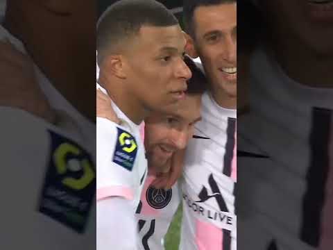 MESSI CHEEKY GOAL VS LILLE😂😂.  #youtubeshorts #messi #football #trending #youtube #ronaldo #psg