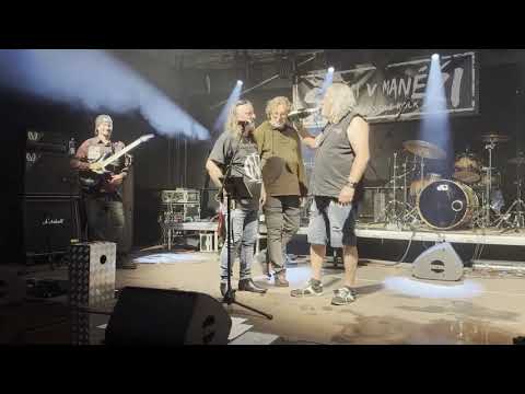 Youtube Video PTz-DMzNfhA