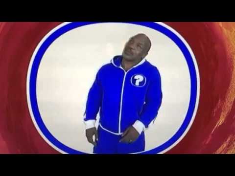 MIKE TYSON WARMS UP!