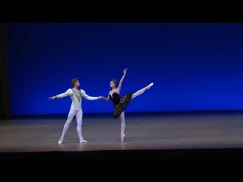 Angelina Vorontsova & Denis Rodkin-Swan Lake