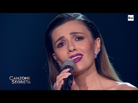 Serena Rossi canta "Era de maggio" - Canzone Segreta 16/04/2021