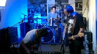 Ouch My Face - Live @ Tym Guitars - 24 July 2011
