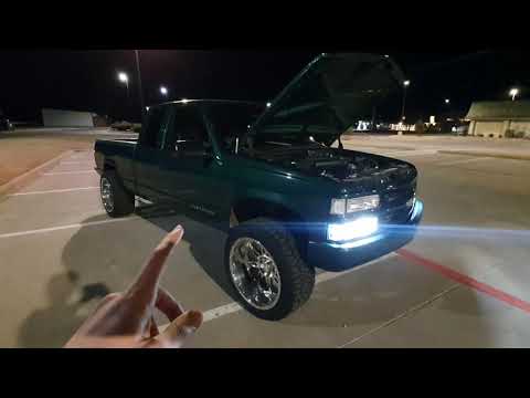 OBS Chevy on 22" WELD wheels!