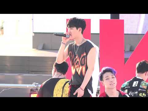 Ikon live performance...