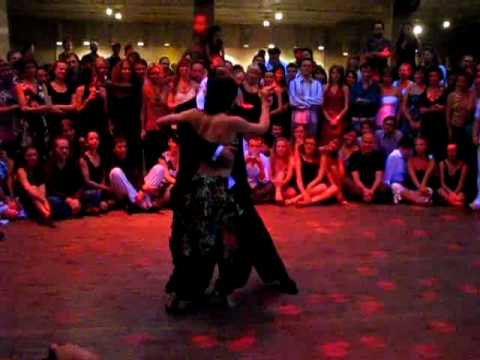  Cecilia Berra  and  Horacio Godoy  are  dancing  to  the  tango  "  Sur  "