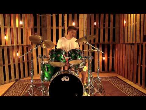 DW Collector's Series FP Twisted Green Satin w: Chrome HW