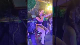 Un Pedacito De Aterciopelados