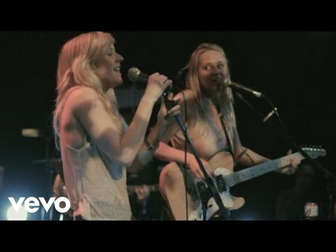 Lissie - Everywhere I Go (Live at Brighton Great Escape 2010) ft. Ellie Goulding