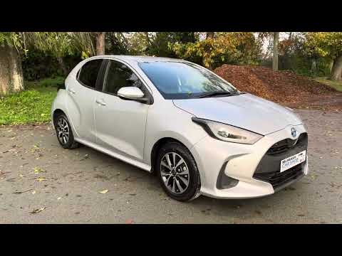 2021 Toyota Yaris 1.5 Petrol Hybrid Auto Lna Sprt - Image 2