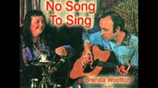 Crowdy Crawn (Brenda Wootton) - No Song To Sing