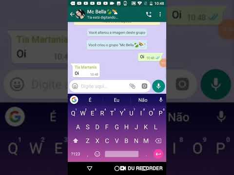 Mc Mirella e mc Bella conversando no WhatsApp