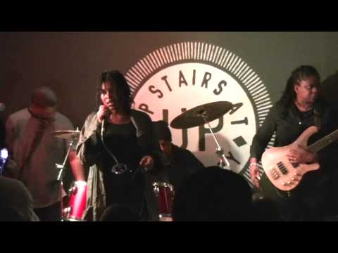 Catch ah fire   Buffaloo Records Album launch 6Sep15 Pt 9 (Ayshamar)