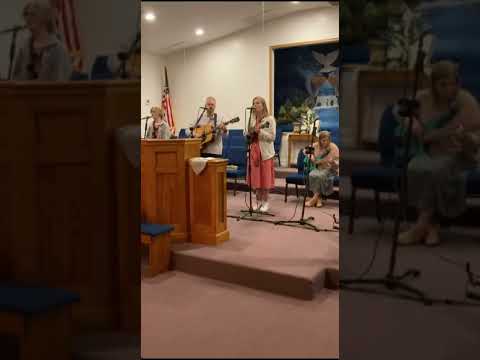 The Morrison Sisters - No Matter How Far