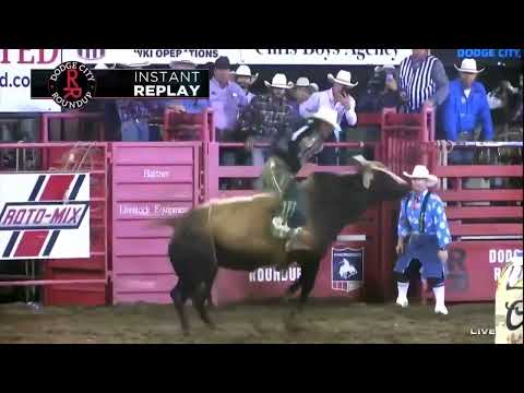 JB Mauney Wins First Round in Dodge City With 88.5 on Frontier Rodeo's He's Legit