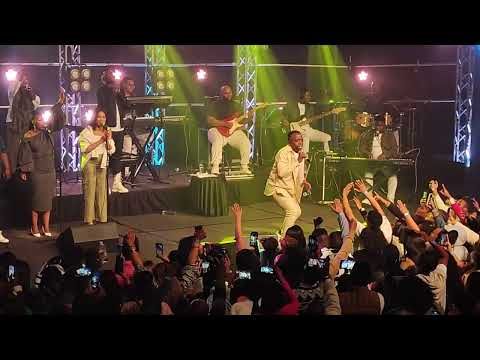 Xolisa Kwinana - Sithi Bayethe