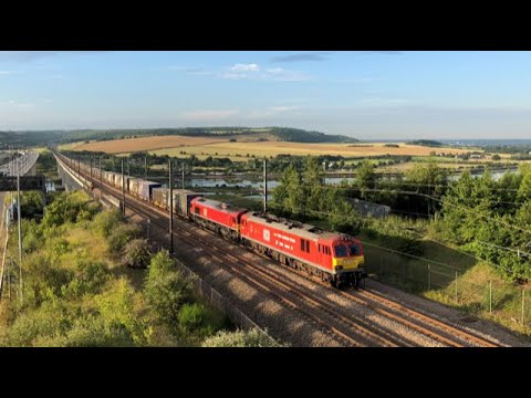 (HD) DB Cargo 92015 & 66017 cross the Medway Bridge working 6L25 - 5/7/19