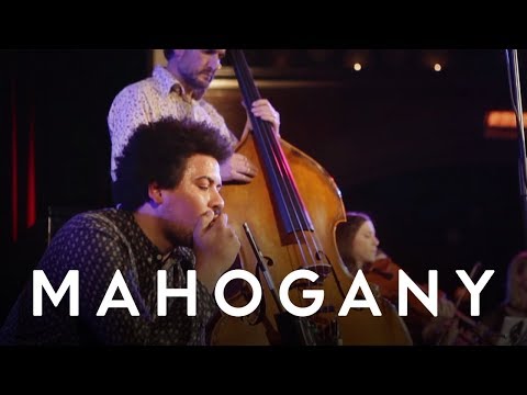 Liam Bailey - I Don't Wanna Know ft. Sam Carter | Live At Union Chapel