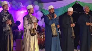 Download lagu Live Cinta Agung Jubli Perak 25 Tahun Qathrunnada mp3