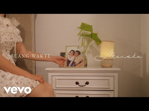 Meiska - Buang Waktu (Official Lyric Video)