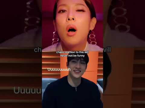 His reaction is so funny 😭 #kpop #skz #straykids #스트레이키즈 #bangchan #jyp #jypapi