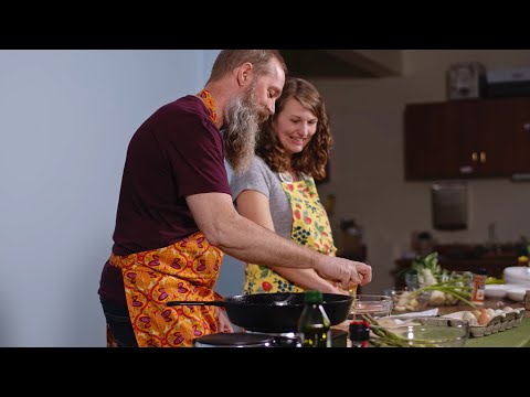 How to Make Asparagus and Bok Choy Frittata