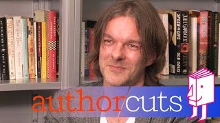 Author Sylvain Neuvel on his first memorable pieces of writing | authorcuts Video