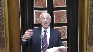 כב הרב מרדכי נויגרשל - מות הדמקורטיה (הרב מרדכי דוד נויגרשל) - התמונה מוצגת ישירות מתוך אתר האינטרנט יוטיוב. זכויות היוצרים בתמונה שייכות ליוצרה. קישור קרדיט למקור התוכן נמצא בתוך דף הסרטון