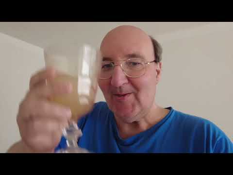 MongoTV_8689 - JEG ER EN SLANK VELTRÆNET MAND I GOD FYSIK FORM