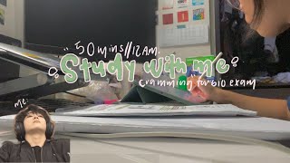 real time study with me: cramming for bio exam at 12 am lol 🐸✨🤩🧫