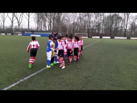 LMO F1 tegen De Betrokken Spartaan F3 op 19-12-2015 Begroeting