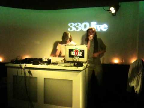 Dubcreator Feat. Lyrical Benjie @ 330 Live Den-Haag 19-02-2011