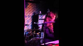 Rae Morris - Stay another day (Communion Christmas Party 07.12.14 )London