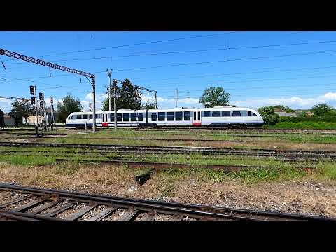 Războieni: R-E 4011 train (Târgu Mureș - Cluj Napoca). DMU nr. 96-2527-1