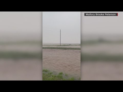 Texas storms: Flash flooding impacts highway in Lubbock