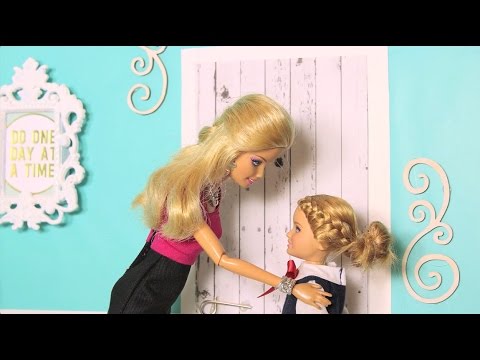 Spring Fling - A Barbie parody in stop motion *FOR MATURE AUDIENCES*