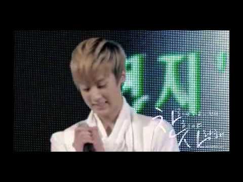 111002 teen top chunji @ Lotte World Garden Stage