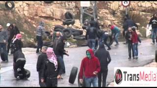 الخليل- مواجهات عنيفه مع قوات الاحتلال عقب مسيره تضامنيه مع الاقصى المبارك 31-10
