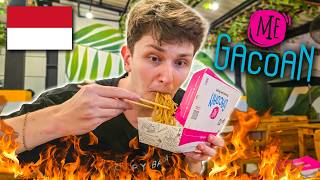 Trying The SPICIEST Noodles in Indonesia! 🇮🇩 (Mie Gacoan Level 8🌶️)