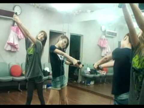Orange Caramel Rehearsal Video