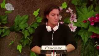 Tomorrowland 2013 - Alesso