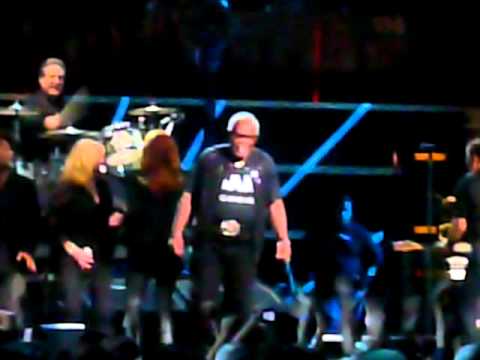 Bruce Springsteen w/ Sam Moore - 10/29/09 - Rock Hall 25th @ MSG - "Soul Man"