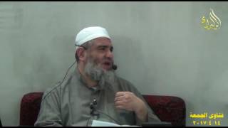 صورة أخت تسأل فتقول هل ورد  دليل صحيح على أن سورة الملك تنجي من عذاب القبر أم أنها فقط تشفع لصاحبها يوم