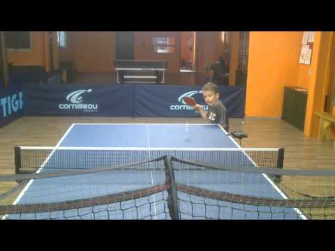 stolnotenisovy talent daniel rogos 6r