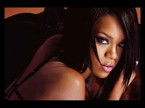 Rihanna feat. Will.I.Am - Photographs