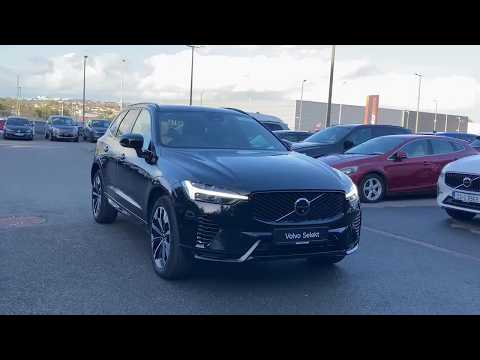 Volvo XC60 T6 350bhp AWD PHEV Plus Dark - Onyx Bla - Image 2