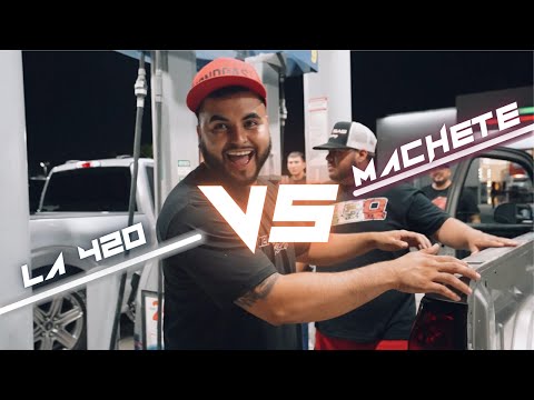 Fun runs in Mexico: La 420 Single cab vs Machete Coyote Mustang!