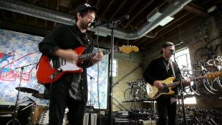 Unknown Mortal Orchestra - My Shadow (Live on KEXP)