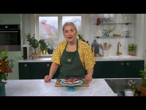 Kökets baktips: Cheesecake med svartvinbärsswirl - Köket