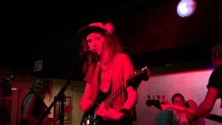Chastity Belt - On The Floor (live) - June 21, 2015, Detroit